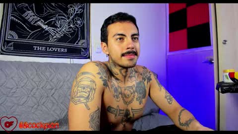 Alejandro help me to reach 200 thumps up online show from February 3, 6:40 am