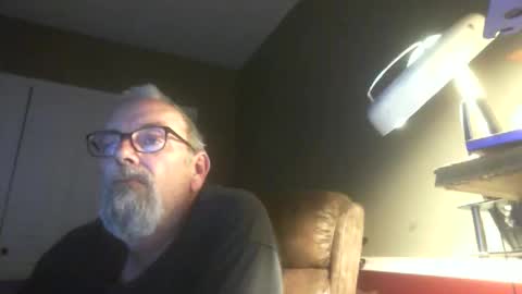 scotsman_62 online show from October 28, 6:05 am