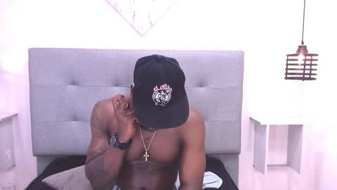 Snapshot of scottdamar chatting on October 6, 7:18 pm Damar online show from October 6, 7:18 pm