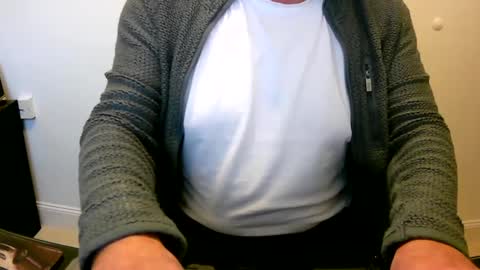 Scott online show from December 25, 9:02 am