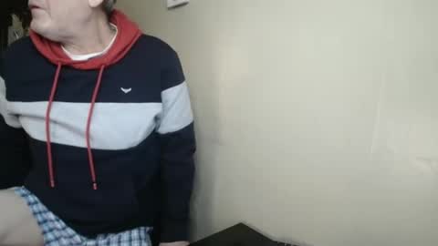 James online show from November 16, 9:28 pm