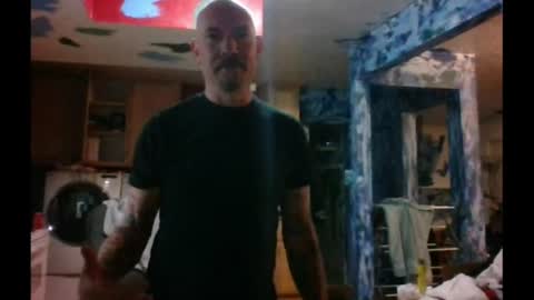 screwnutandbolte online show from July 3, 8:42 am