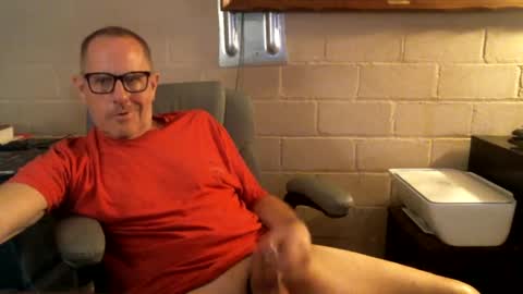 Snapshot of sdh69 chatting on September 11, 3:05 am eating pussy sucking dick online show from September 11, 3:05 am