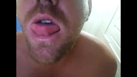 Snapshot of sdraftt45 chatting on February 7, 9:04 pm Arin online show from February 7, 9:04 pm