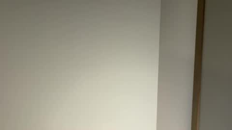 seanjohnsen online show from November 18, 3:32 am