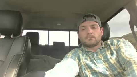 seanls421988 online show from March 31, 3:14 pm