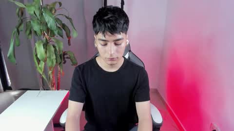 sebastian online show from March 24, 3:17 pm