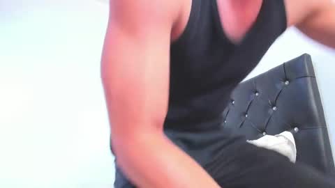 Snapshot of sebastian_dash chatting on January 25, 9:46 pm SEBAS online show from January 25, 9:46 pm