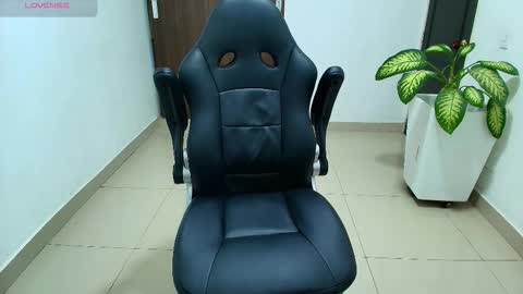 juan  sebastian online show from November 30, 4:31 pm