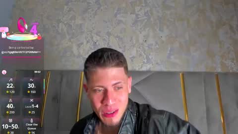 Snapshot of sebastianmaximoff chatting on October 17, 8:35 pm Sebastian online show from October 17, 8:35 pm