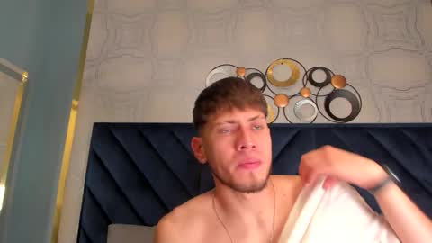 Snapshot of sebastianmaximoff chatting on September 13, 12:17 pm Sebastian online show from September 13, 12:17 pm
