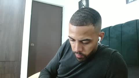 Snapshot of sebastiano_97 chatting on January 10, 12:06 am Sebastiano online show from January 10, 12:06 am