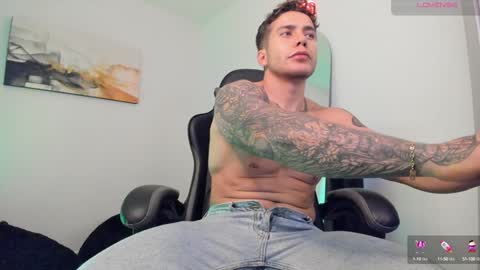 Lucian Sinclair online show from January 28, 11:39 pm