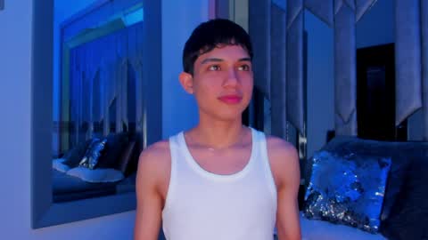 Sebastian online show from June 6, 8:37 pm