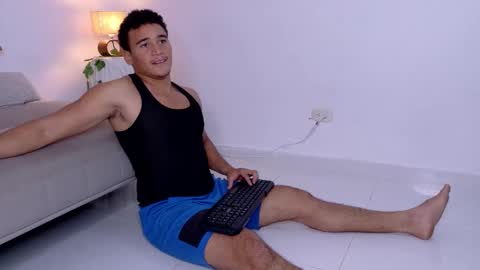 kai online show from March 3, 6:37 pm