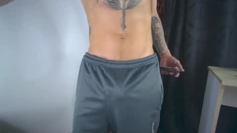 sem_alas online show from March 22, 11:32 pm