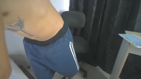 Snapshot of sem_alas chatting on February 23, 9:36 pm sem_alas online show from February 23, 9:36 pm