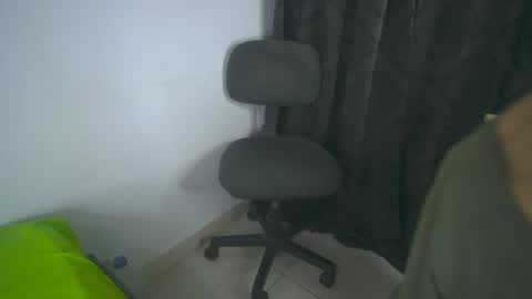 Snapshot of sem_alas chatting on February 26, 2:59 am sem_alas online show from February 26, 2:59 am