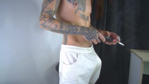 sem_alas online show from April 23, 5:56 am