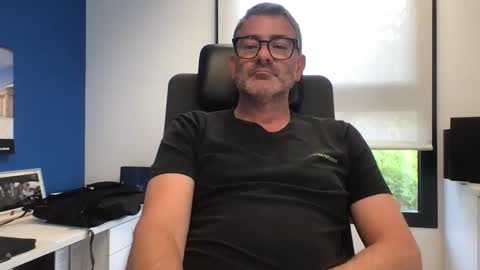 sesamechris92 online show from June 8, 4:19 pm