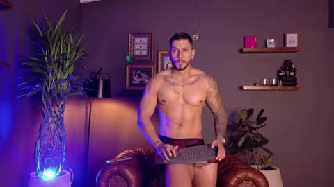 Snapshot of seth_vega_ chatting on September 28, 2:15 pm HEY IM SETH online show from September 28, 2:15 pm