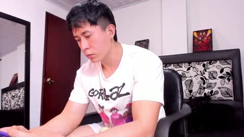 Snapshot of setsuna_10 chatting on December 13, 11:39 pm david online show from December 13, 11:39 pm