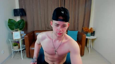Snapshot of sevans14 chatting on January 26, 9:07 pm SevanS14 online show from January 26, 9:07 pm