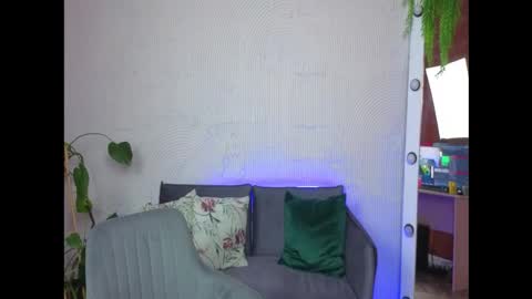 Snapshot of sevans14 chatting on September 15, 2:18 pm SevanS14 online show from September 15, 2:18 pm