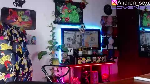 Aharon  ravelo online show from October 19, 5:34 am