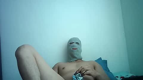 Snapshot of sexyatrevidoo chatting on October 19, 1:25 pm SesyMen online show from October 19, 1:25 pm