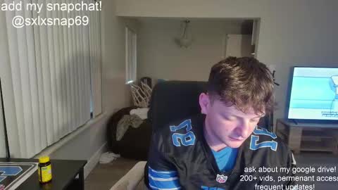 sexylax69 online show from October 6, 12:48 am