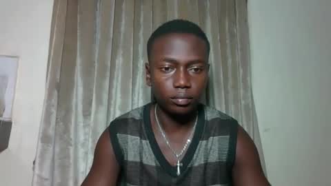 sexylinkebony2 online show from March 9, 5:12 am