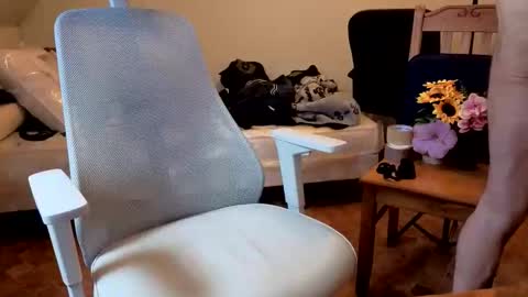 Vincent Vega online show from June 8, 2:07 pm