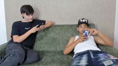 Snapshot of sexys_boys18 chatting on January 28, 6:49 pm MATIAS-18 THIAHO -18 MAX-19 NICOKALY-19 CAIN-19 MOD ESTEBAN online show from January 28, 6:49 pm