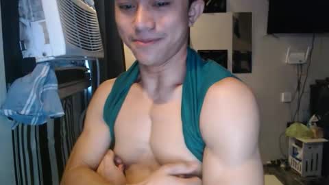 sexystrongcum online show from April 21, 2:51 am