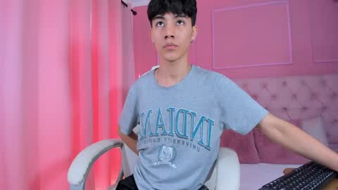 shady_stone online show from February 16, 8:55 pm