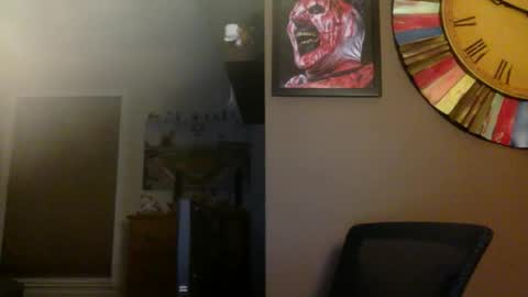 Snapshot of shadyyyyyy7 chatting on February 19, 3:39 am Shady online show from February 19, 3:39 am