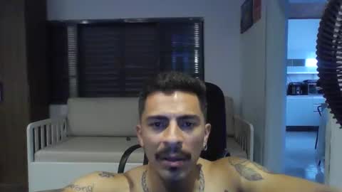 shallot94 online show from February 9, 5:17 pm