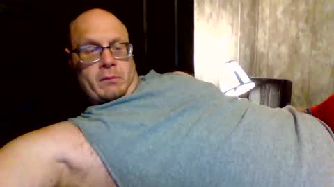 shaun_hatcher31 online show from July 7, 10:30 am