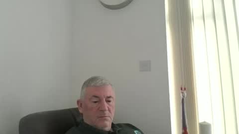 she52 online show from February 20, 12:29 pm