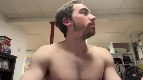 shirtlesshunk15 online show from April 22, 3:02 am