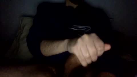 Snapshot of shoot3s__ chatting on December 13, 6:05 pm shoot3s__ online show from December 13, 6:05 pm