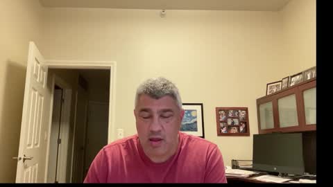 Snapshot of showmet chatting on October 17, 11:09 pm Chicago Guy online show from October 17, 11:09 pm