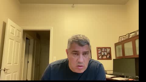 Snapshot of showmet chatting on October 16, 11:02 pm Chicago Guy online show from October 16, 11:02 pm