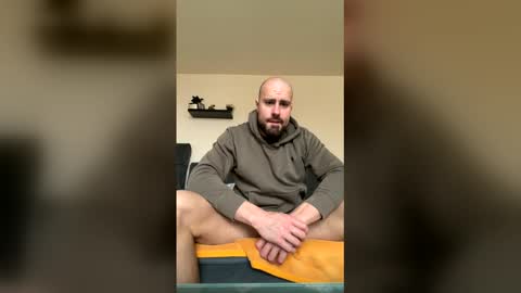 shreddedasfuark69 online show from March 27, 10:38 am