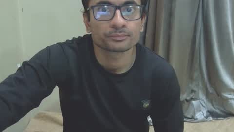 shubhamkhandelwal123 online show from November 7, 3:37 pm