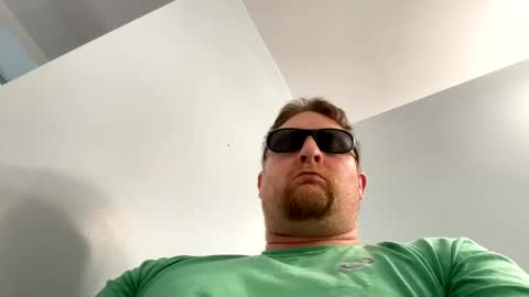 shweatyballs28 online show from January 5, 7:39 pm