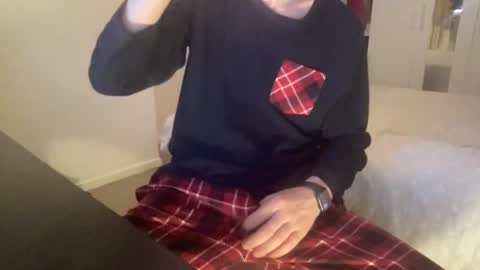 shyboy0533 online show from November 1, 8:57 pm