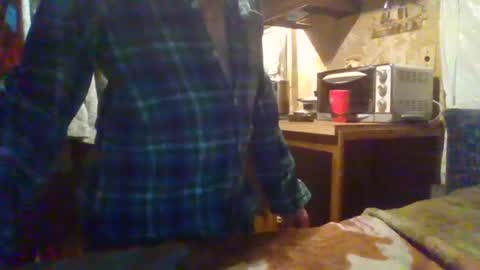 shyboyjohnnie online show from January 1, 3:45 am