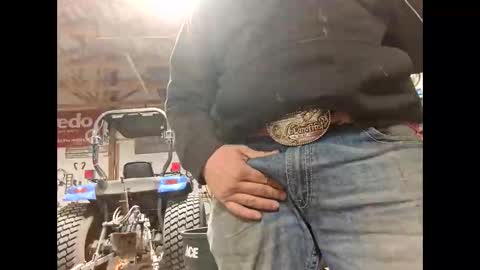 Shy Guy online show from March 5, 7:32 pm